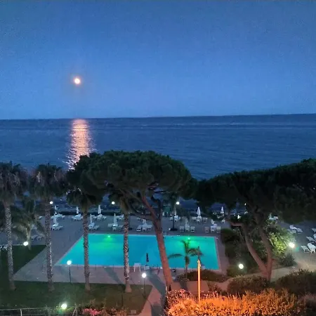 Un Piccolo Sogno Sul Mare 아파트